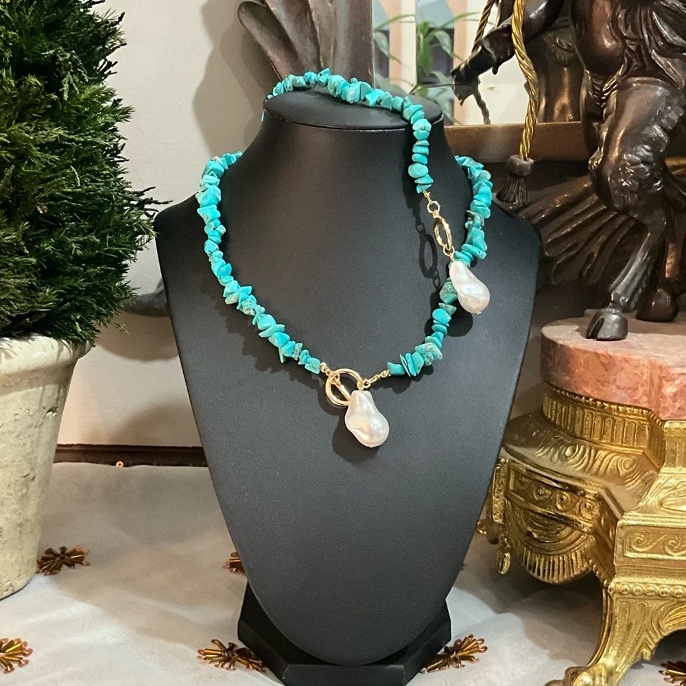 Turquoise and Gold Jewelry Set with Pearl Accents - Picture 5 of 9